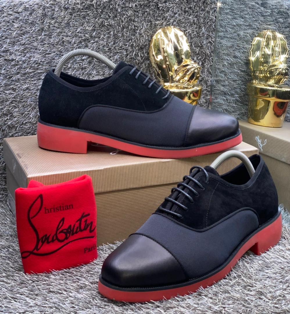 Luxury Black Christian Louboutin Shoe Azzur N Couth